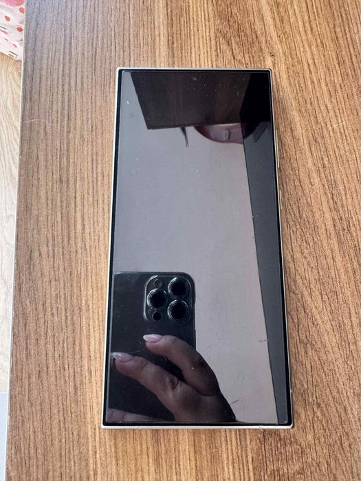 Samsung Galaxy s24 ultra