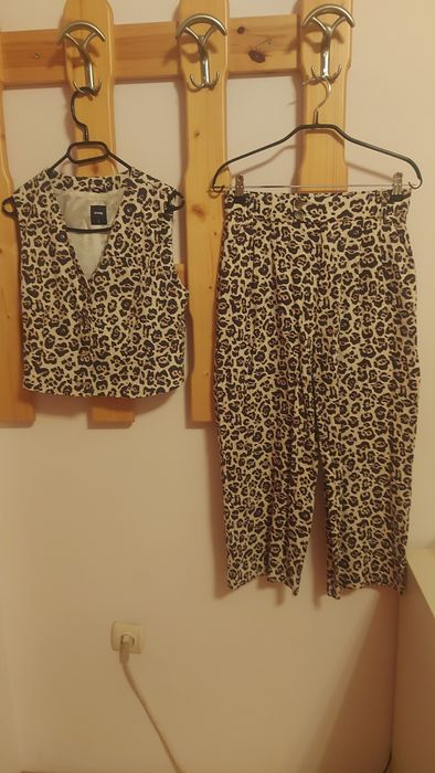 Комплект елек и панталон