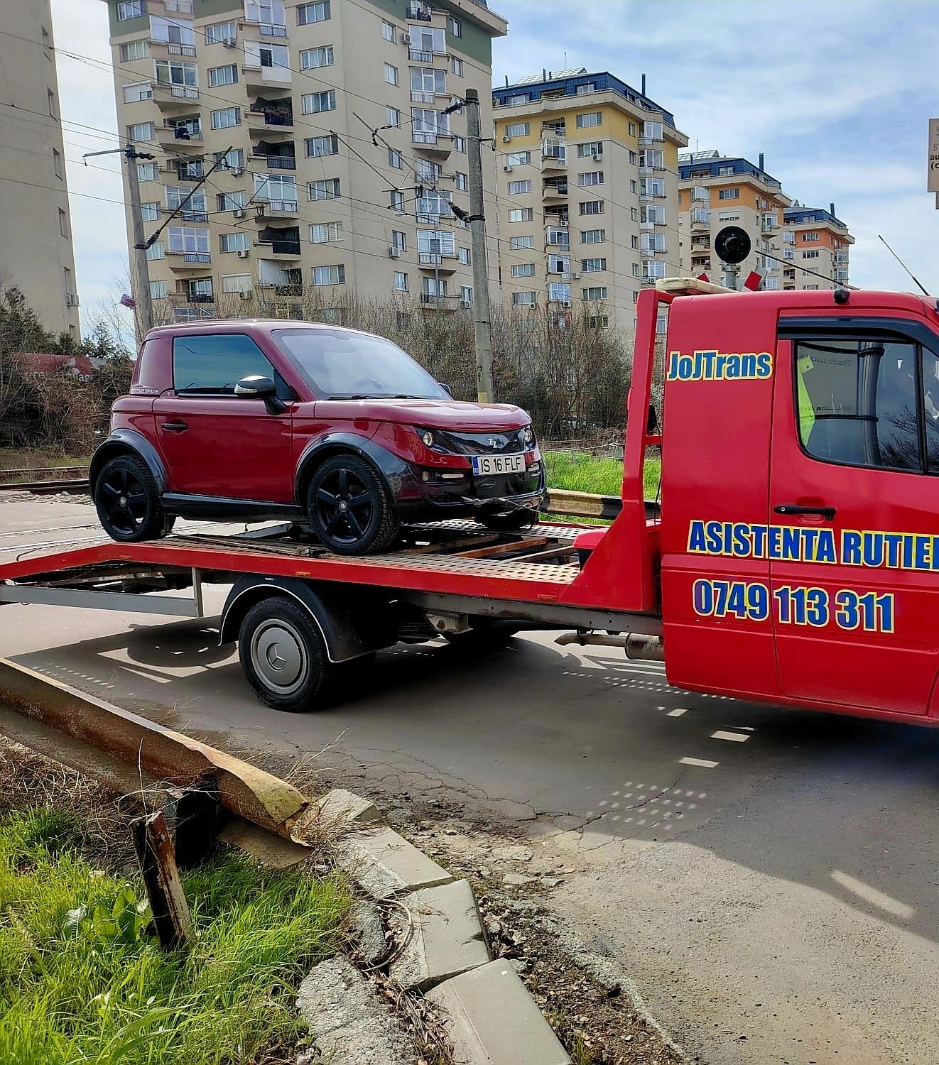 Tractari Iasi   Platforma iasi  Tractari auto iasi