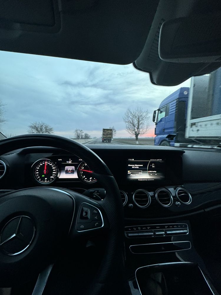 Mercedes e200 w213 универсал в идеальном состоянии