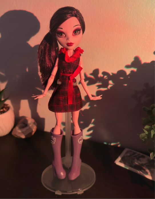 papusa monster high elissabat