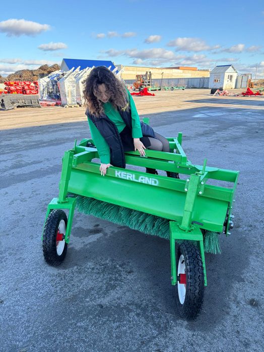 Возьми коммунальную щетку — подари Камиле отличный рабочий день!