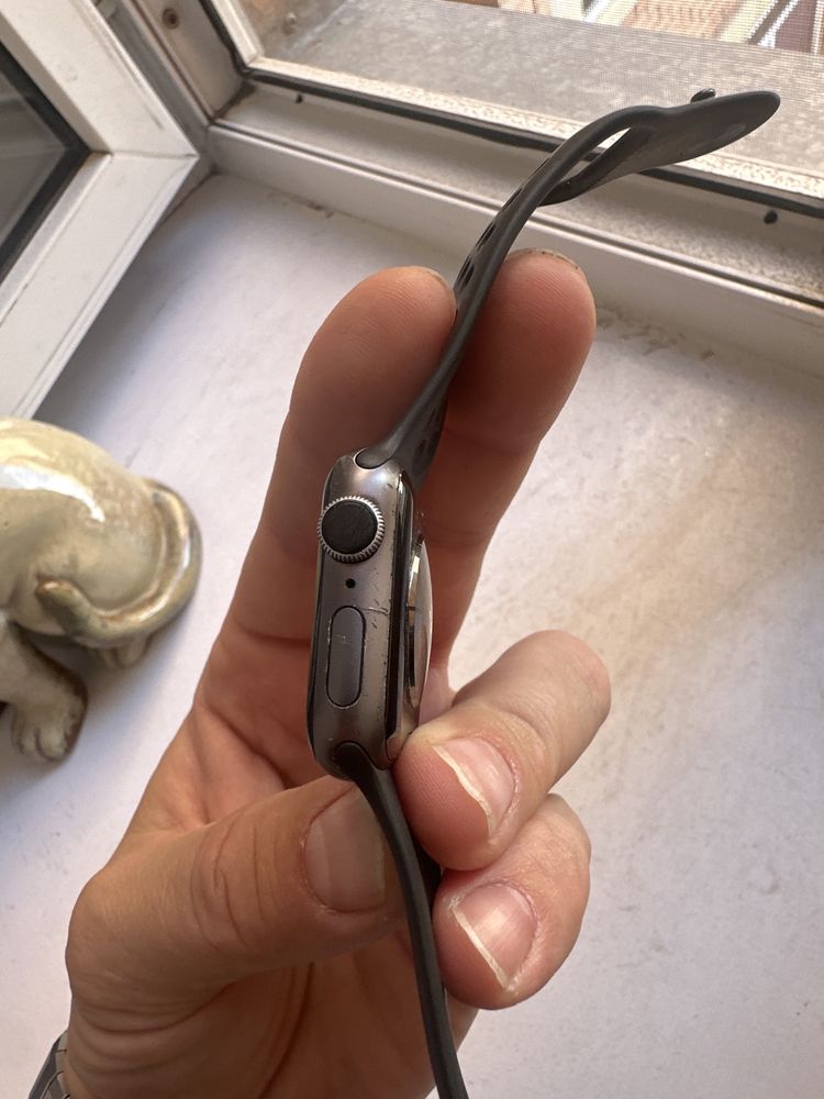 Продам Apple watch