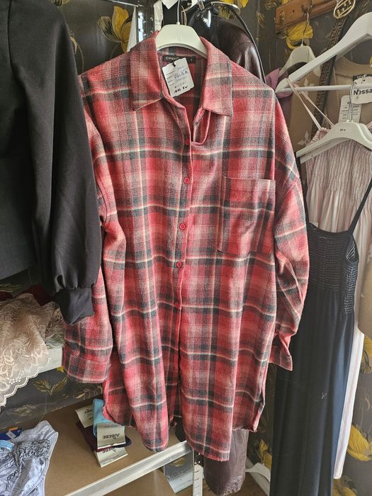 Нови дрехи от затворен магазин