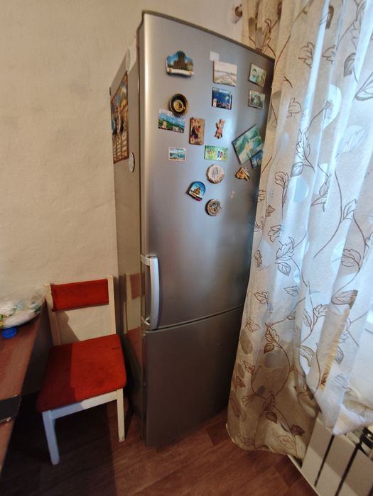 Продам холодильник в связи с переездом