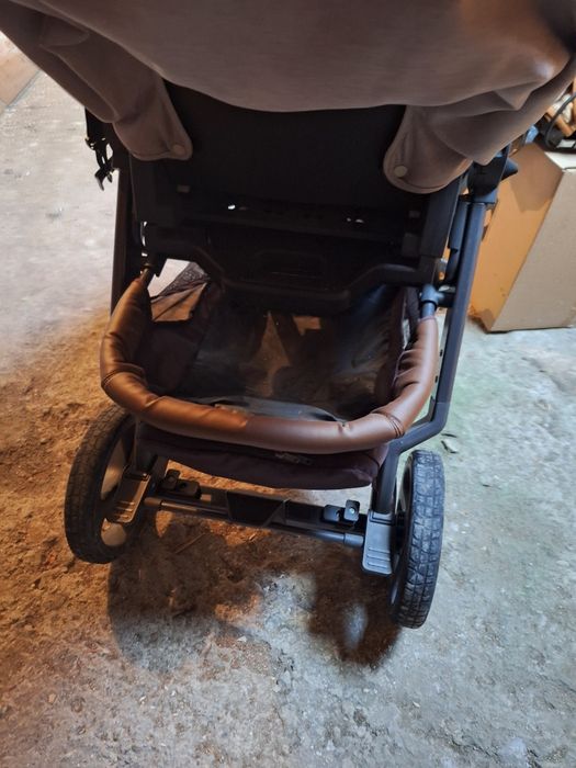 Детска количка със зимен кош