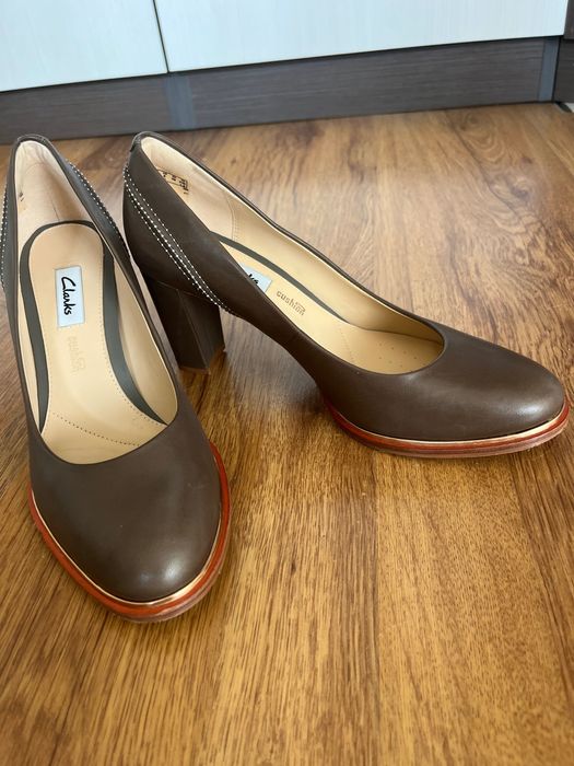 Обувки на ток Clarks 38