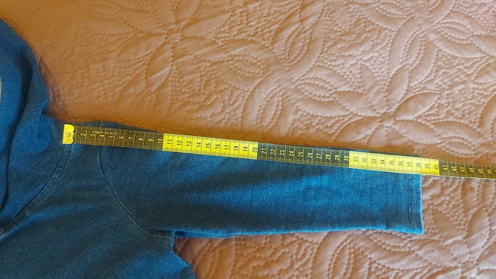 Пуловерче Lc Waikiki и туника рокля Chicco 4-5г