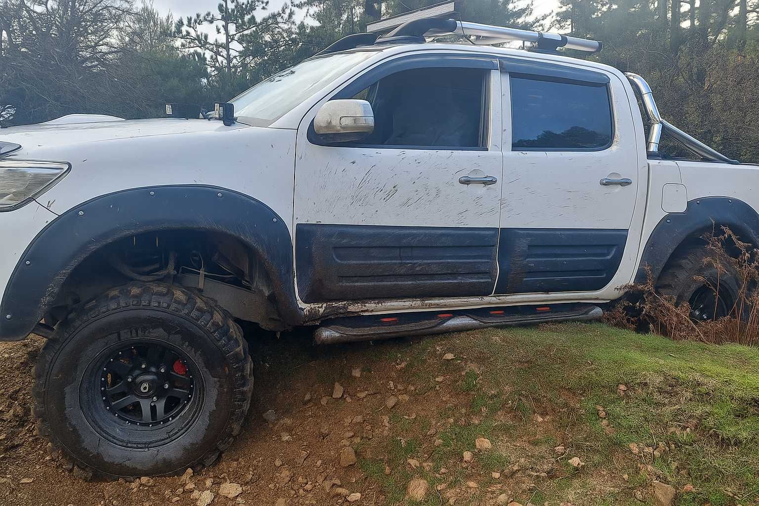 Нови ! Уширители / Раздувки за калници Toyota Hilux Vigo (2005-2015)