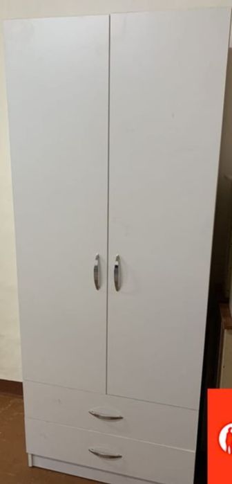 Шкаф белый. Б/у.