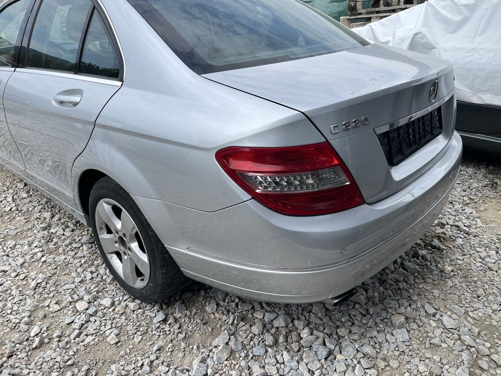 W204 C220 646 Седан на Части