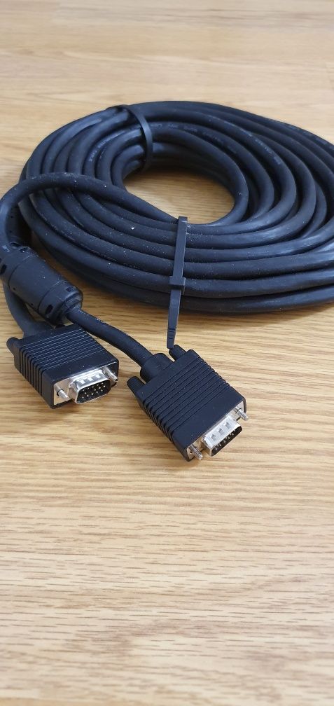 Cablu Hama Profesional, VGA, dublu ecranat, 15 m
Cablu Hama VGA-VGA
