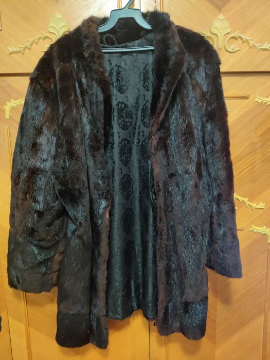 Haina blana de nutrie