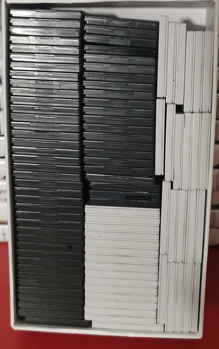Vand Colectie Lot 351 de jocuri nintendo DS si 3DS Schimb auto / teren