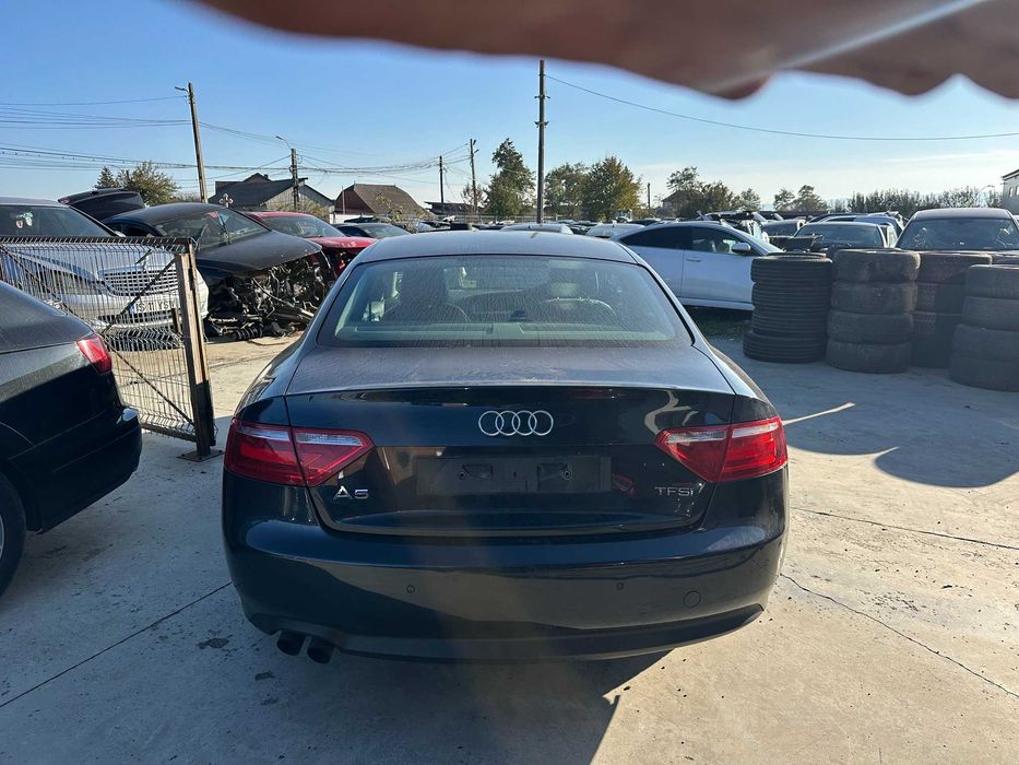 Dezmembrez Audi A5 1,8 tfsi 2011 cod motor CDHB cutie automata MQZ