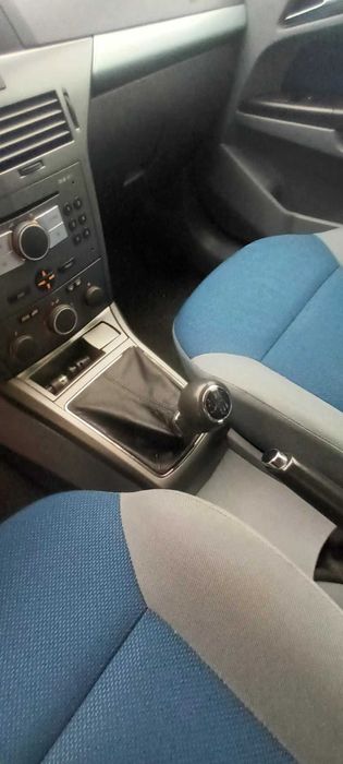 Vând Opel astra H