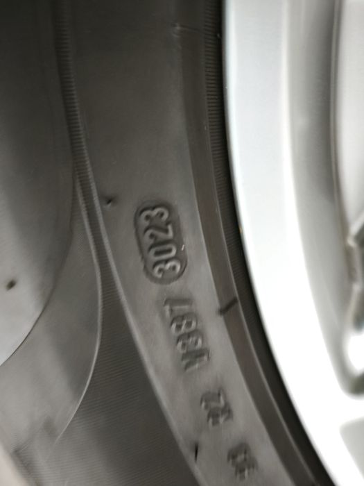 235/65/17" 4бр Pirelli scorpion winter, dot3023,6-7mm