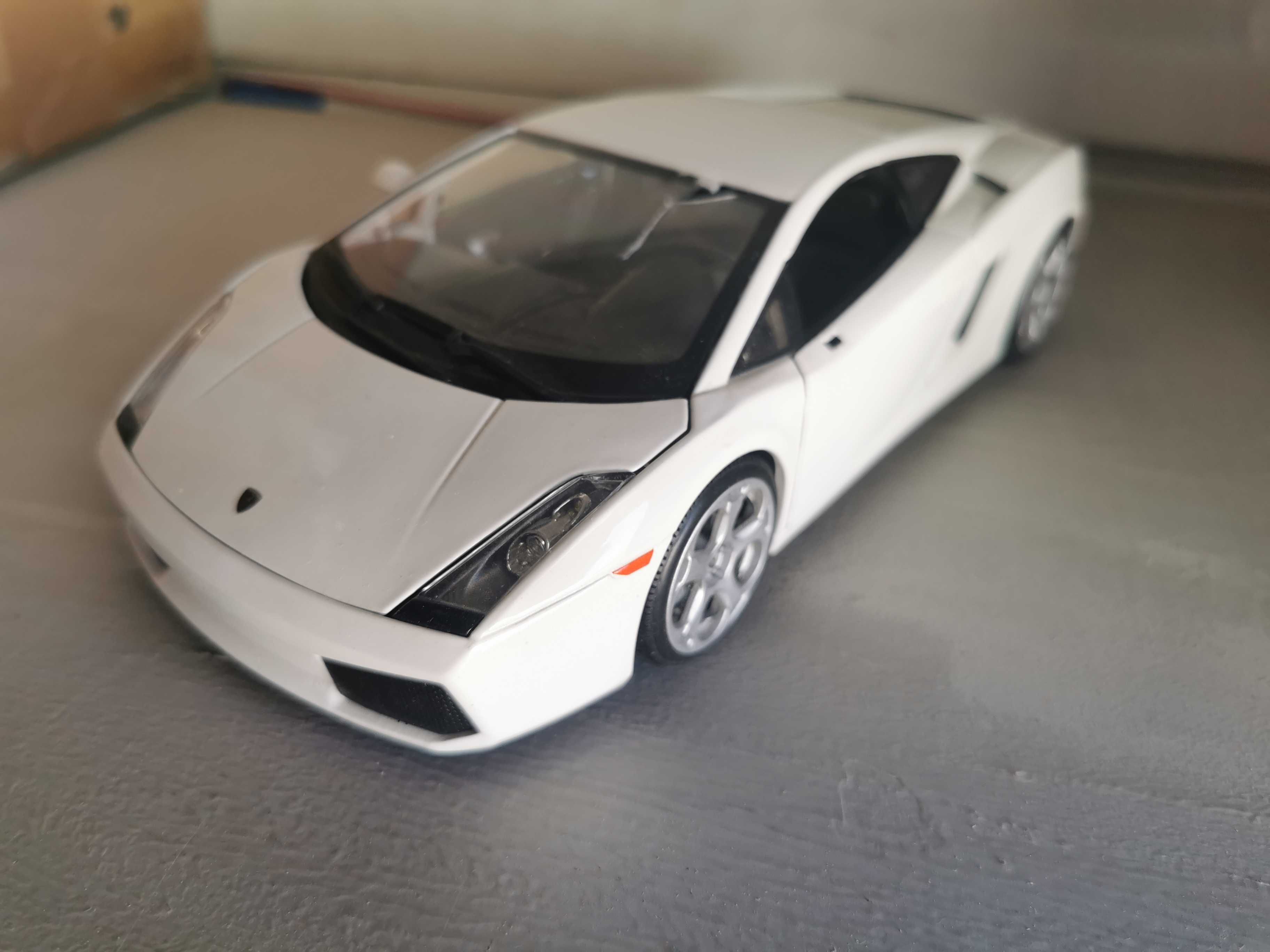 Lamborghini 1:18