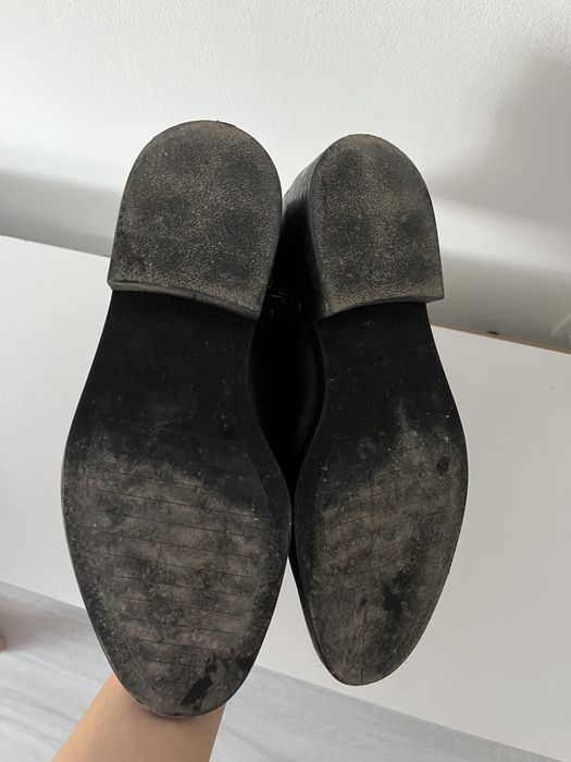 Ghete Zara cu perle, din piele