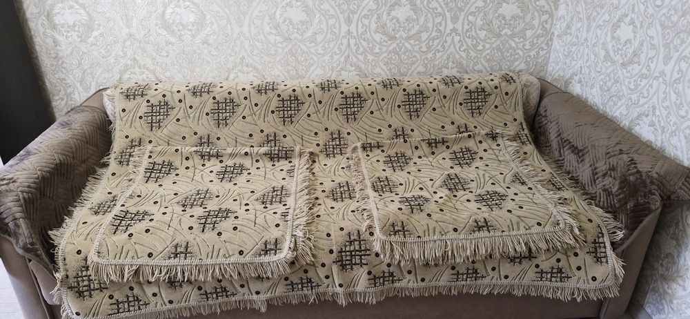 Продам дивандейку из 3х комплектов