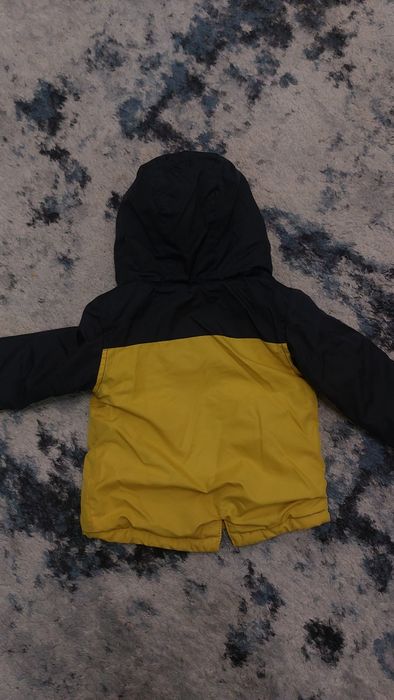 Куртка на тёплую осень для девочки