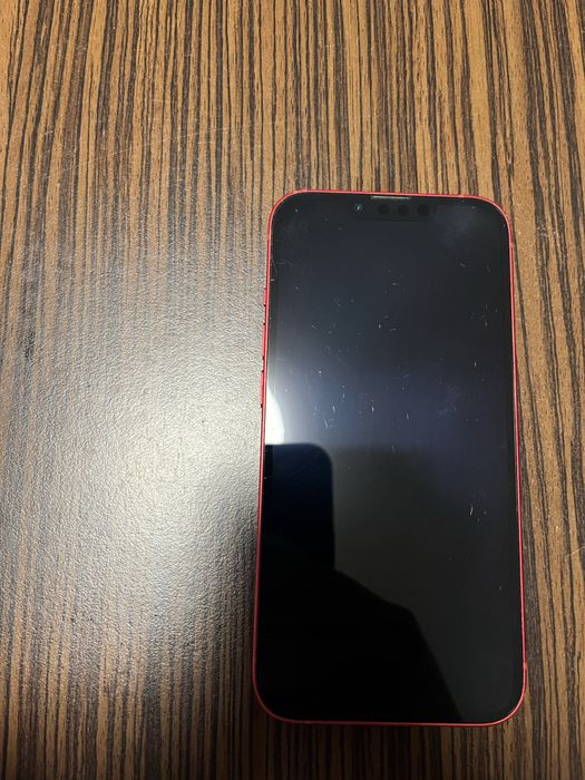 Vand Iphone 13-stare foarte buna