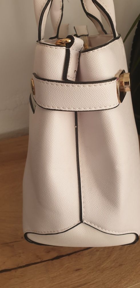 Geanta Carpisa Alba