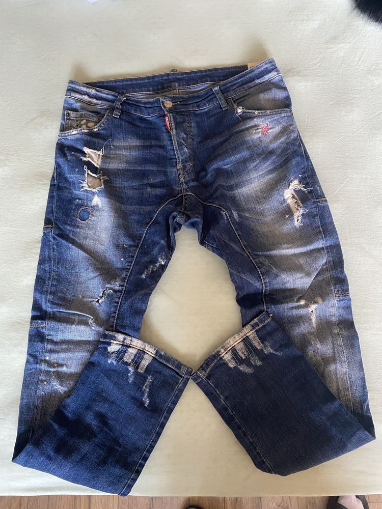 Dsquared2 jeanss