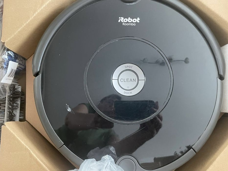Aspirator robot iRobot Roomba 606