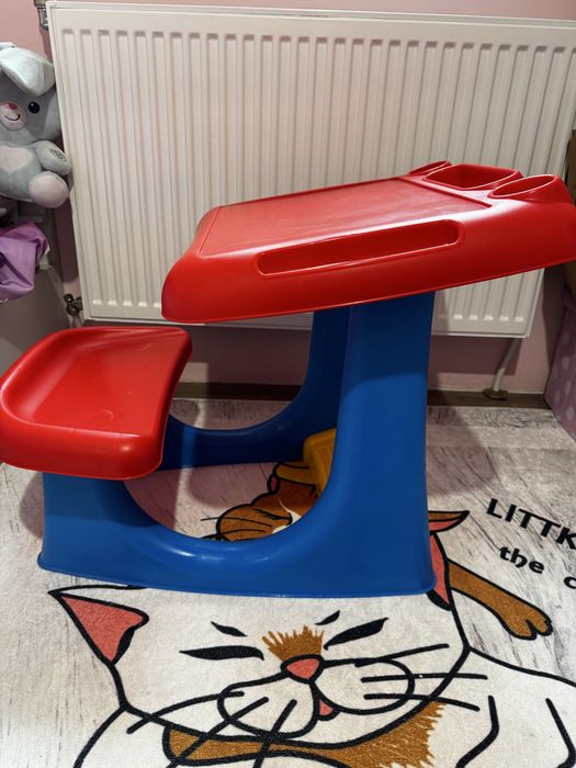 Детски пластмасов чин