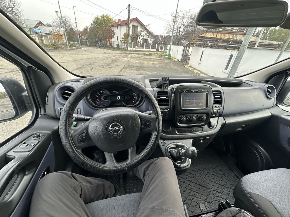Opel Vivaro 2017 1.6D 125 cp