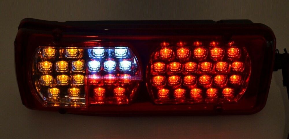 1бр. ЛЕД LED задна светлина стопове за ДАФ DAF XF95 ,XF105, XF106 , CF