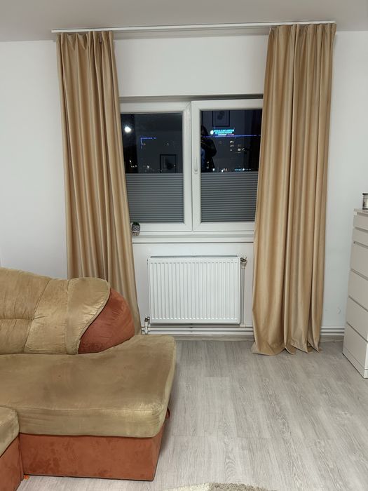 Draperii crem cu rejansa