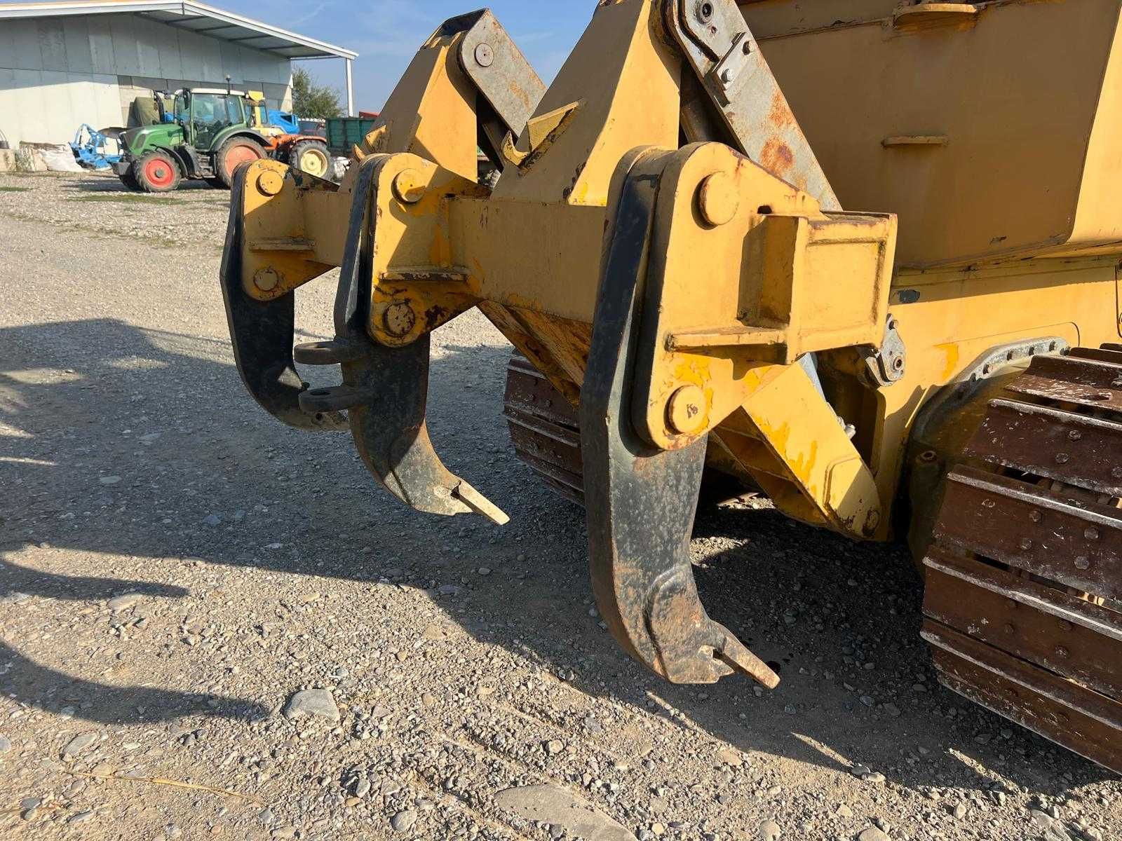 Buldozer Liebherr PR721 - 14 Tone , scarificator + Video
