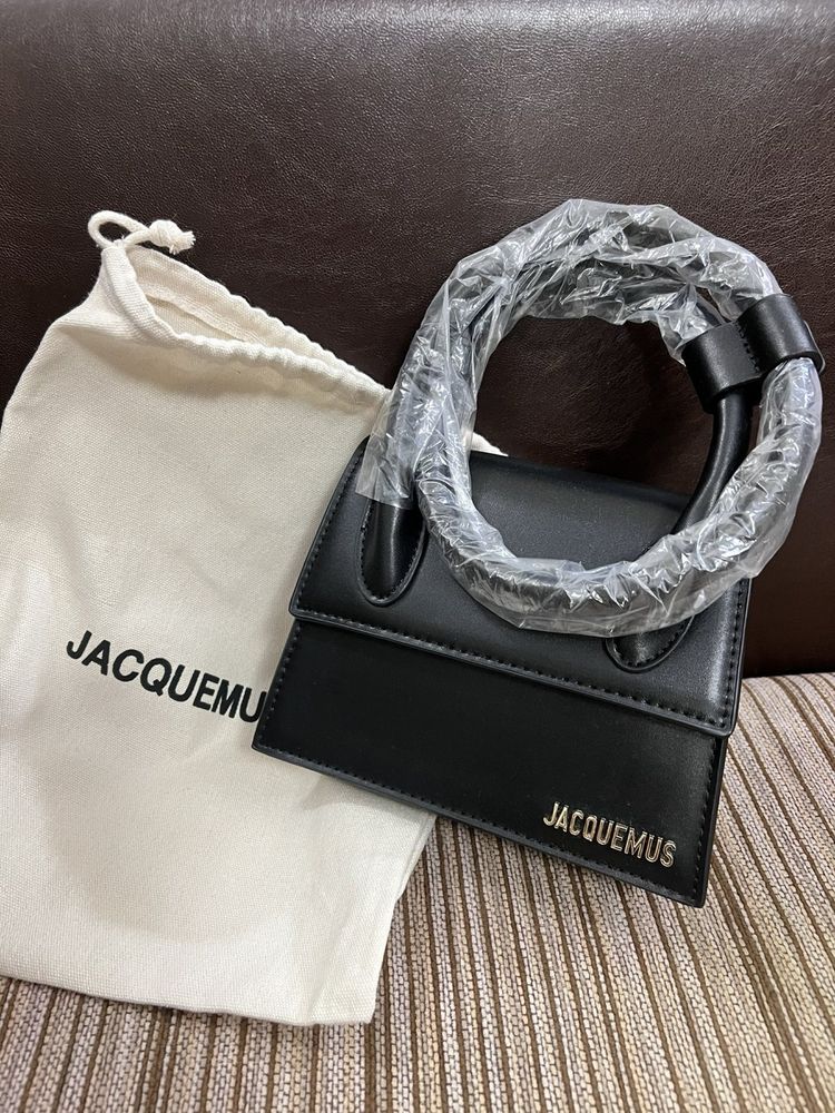 jacquemus чанта