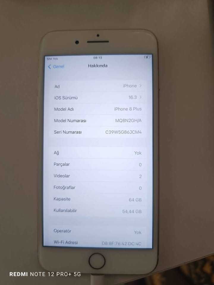 Продавам Iphone 8 Plus 64 GB КАТО НОВ !