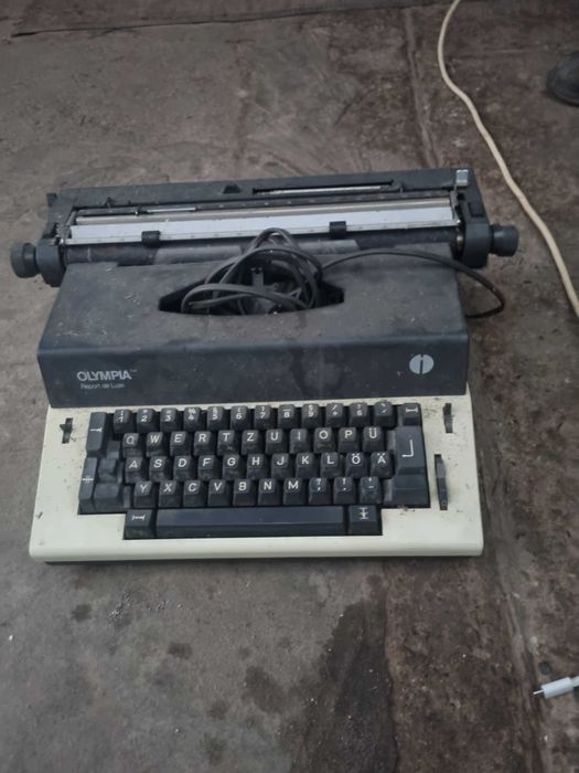 Vand masina de scris