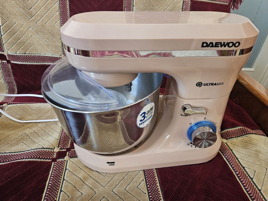 Mixer cu bol Daewoo DHM150R 1600 W