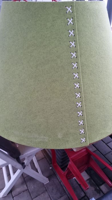 Lampadar  textila verde