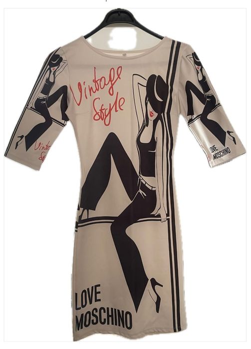 Рокля Love Moschino