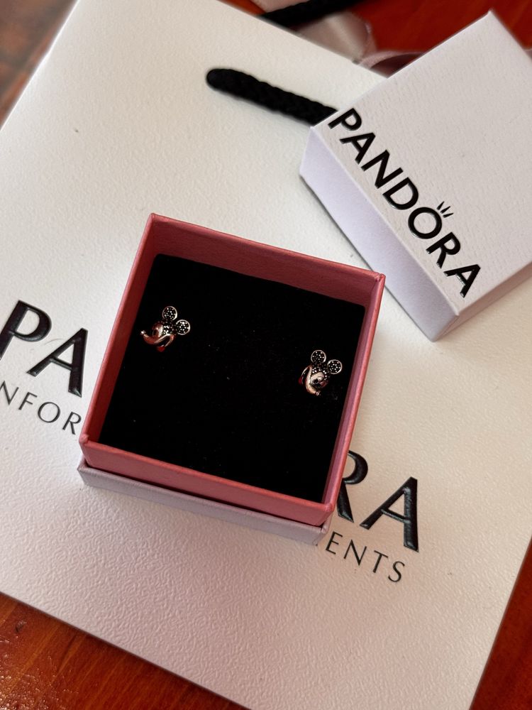 Пандора обеци Pandora
