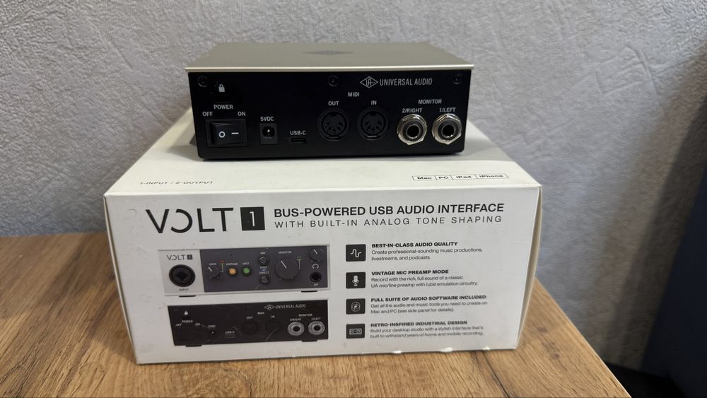 Продам звкуовую карту