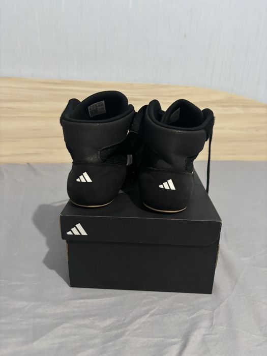 Обувки за бокс/борба