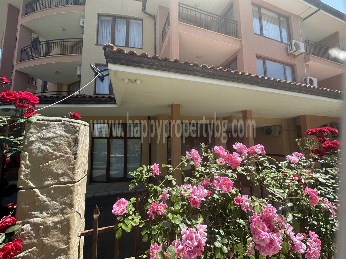 Продава се Двустаен апартамент в Свети Влас - 48 кв.м за 1521 €/кв.м - Снимка #10