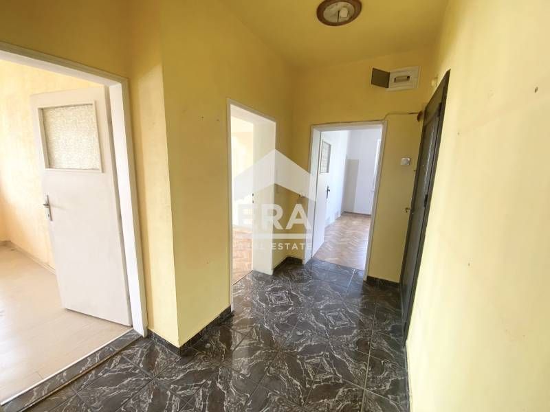 Продава се Четиристаен апартамент в Варна, Окръжна болница - 123 кв.м за 1622 €/кв.м - Снимка #7
