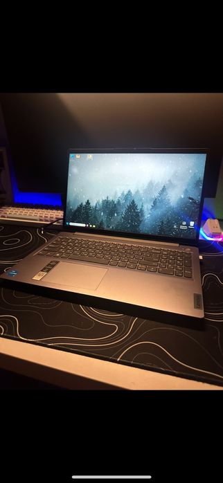 Ноутбук Lenovo i3 12th gen (12 поколение)