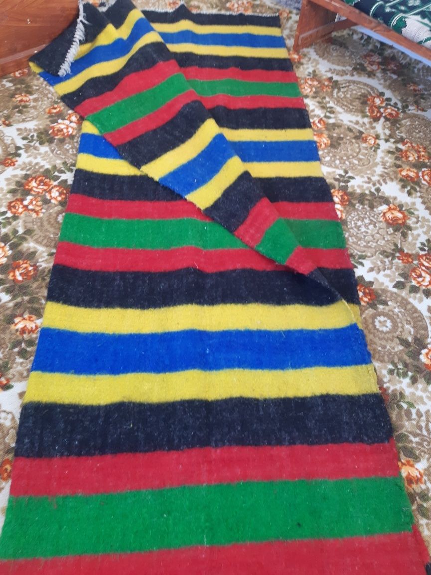 Родопски одеяла, китеници, халища