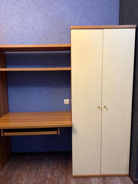 Шкаф, стенка для рабочего пространства. Уже разобран.