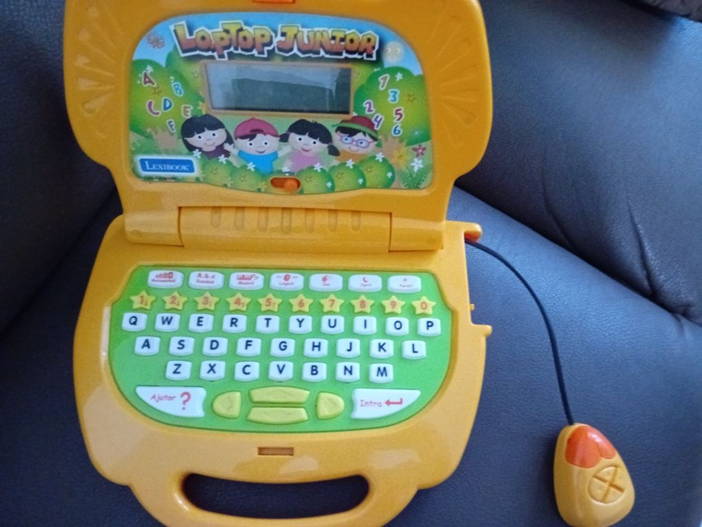 Jucarie Laptop Lexibook in bl romana