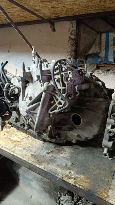 Продаются 2 шт АКПП(вариатор)на Митсубиси аутлендер хл 2.4